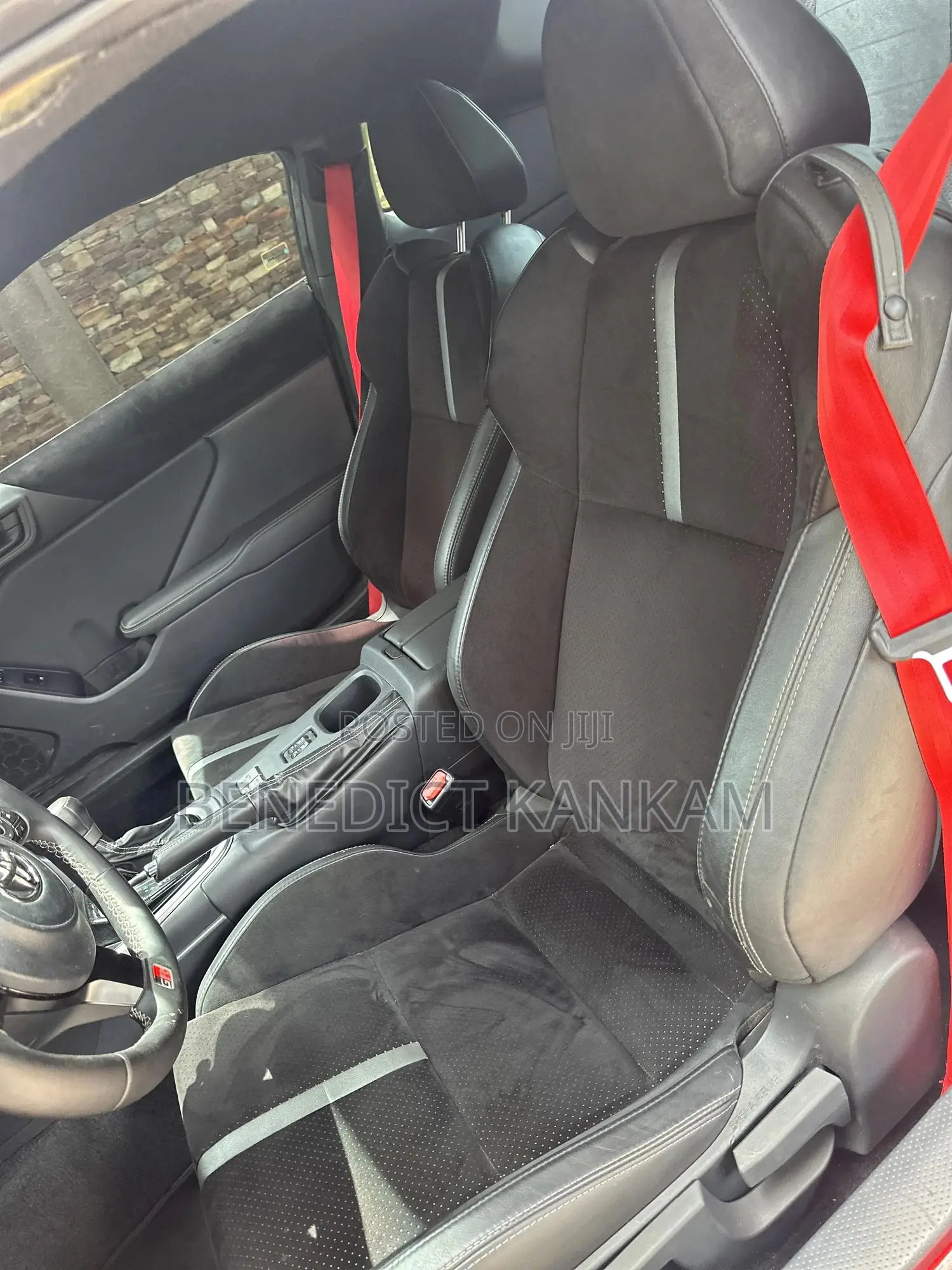 Toyota GR86 Base (2.4L 4cyl 6A) 2024 Red
