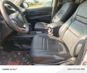 Toyota Hilux 2012 Gray