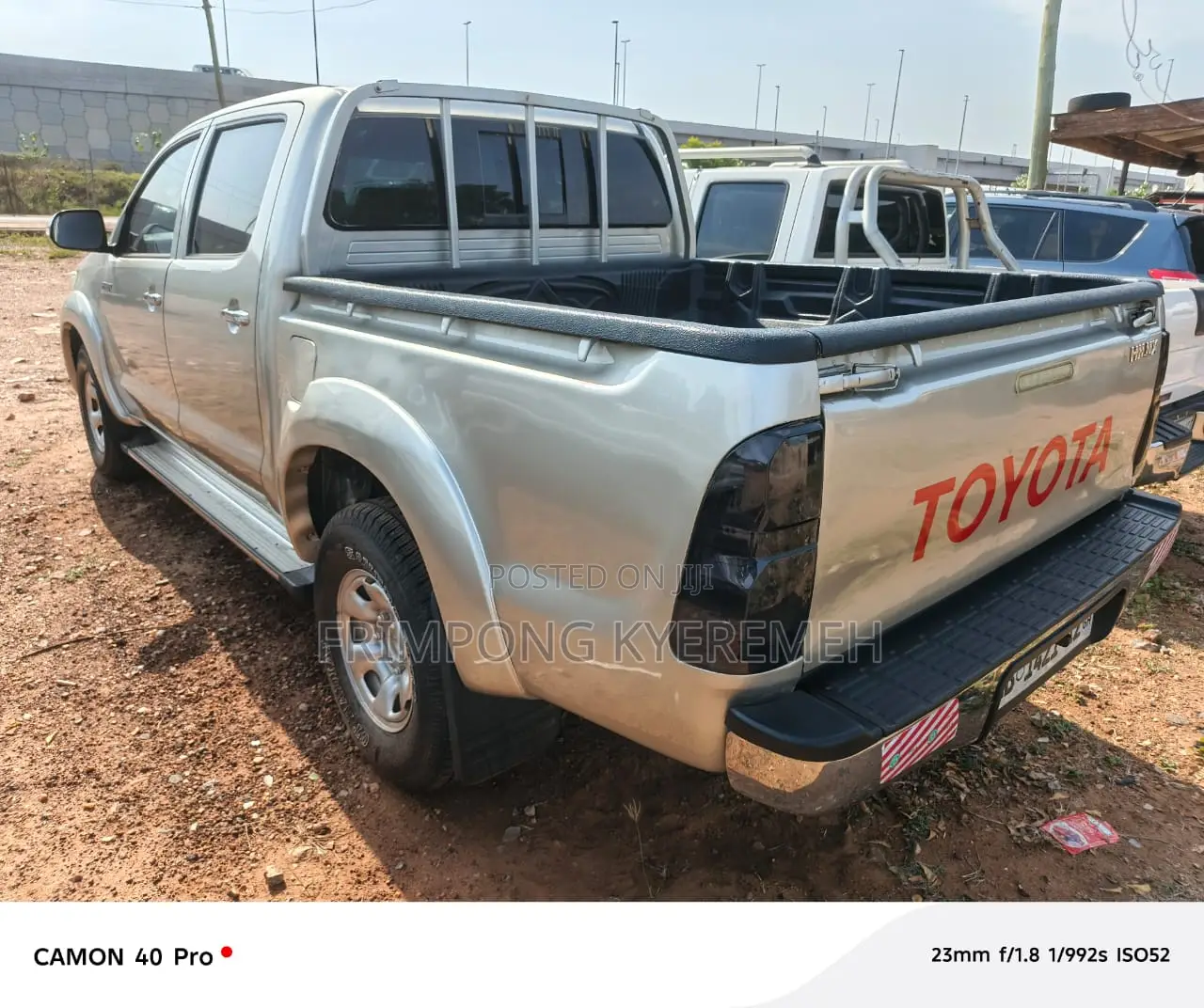 Toyota Hilux 2012 Gray