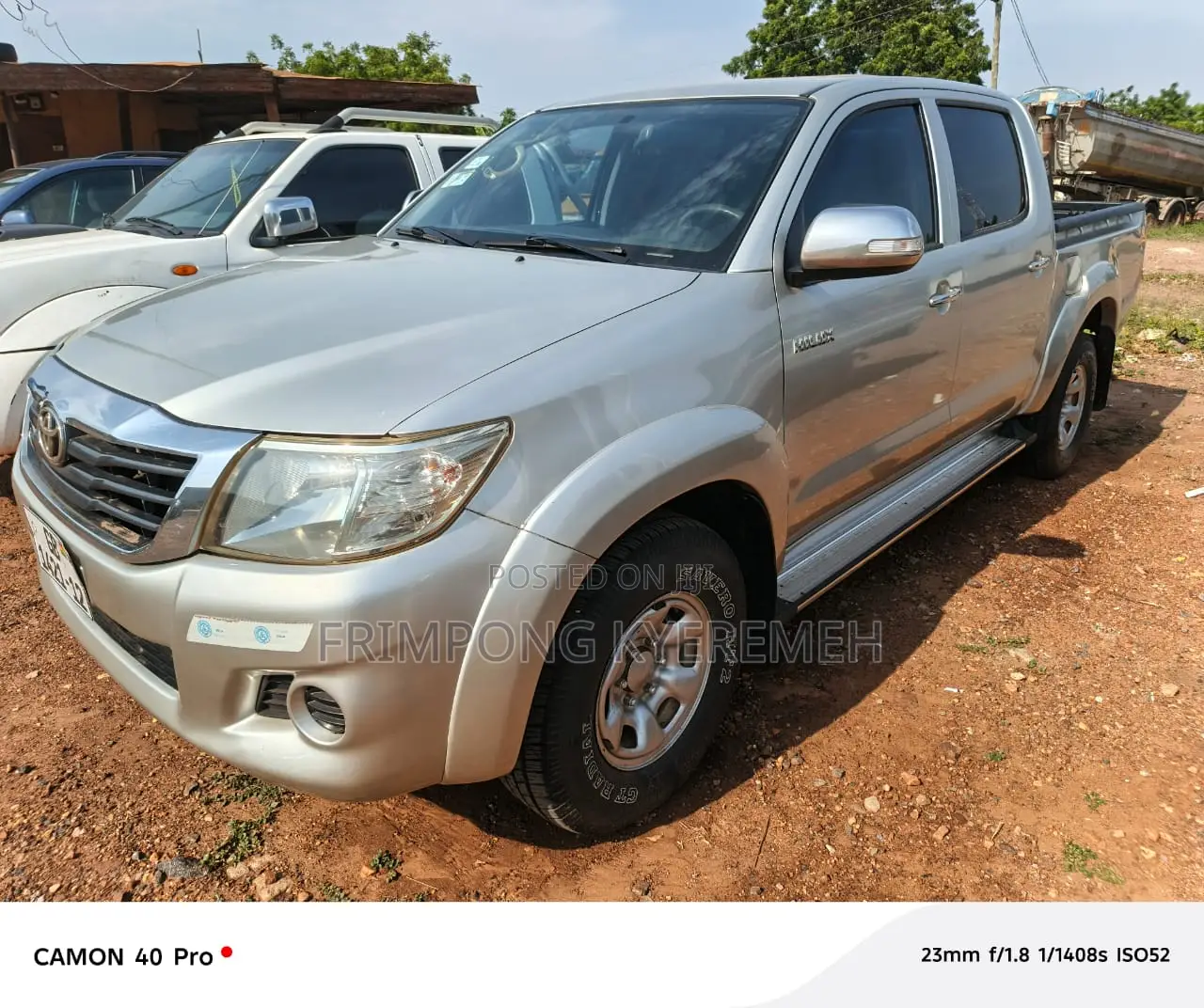 Toyota Hilux 2012 Gray