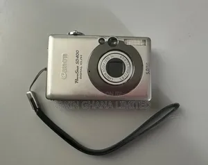 Canon Powershot Sd400 Elph . Battery, Sd Card, Charger