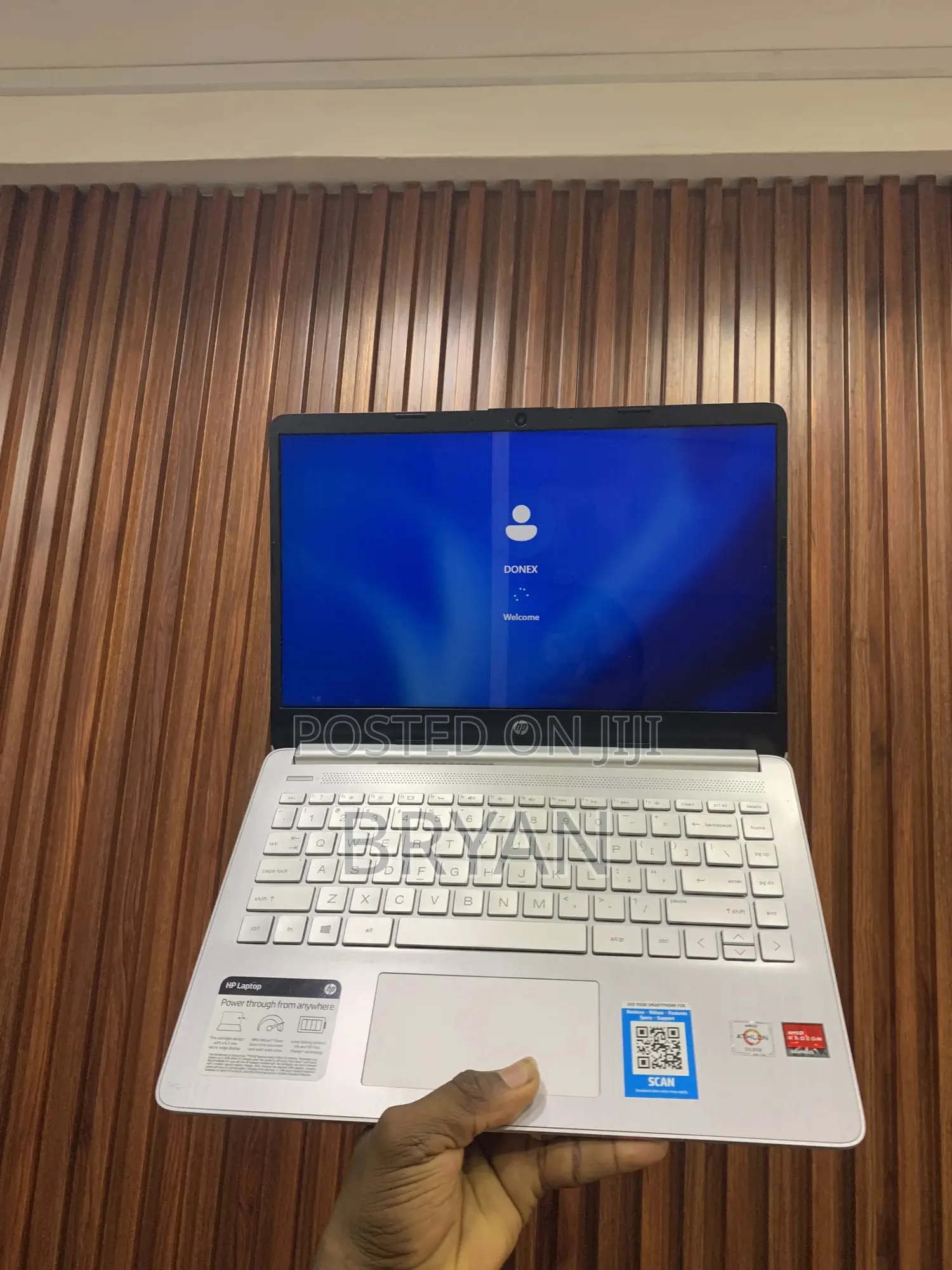 Laptop HP 14-dq1088wm 8GB Intel Core i5 SSD 128GB
