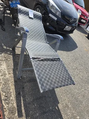 Foldable Zero Gravity Patio Lounge Chair