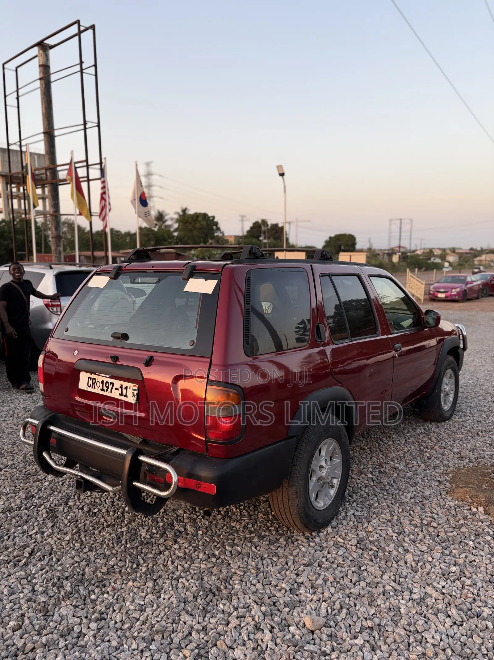 Nissan Pathfinder 2006 Red