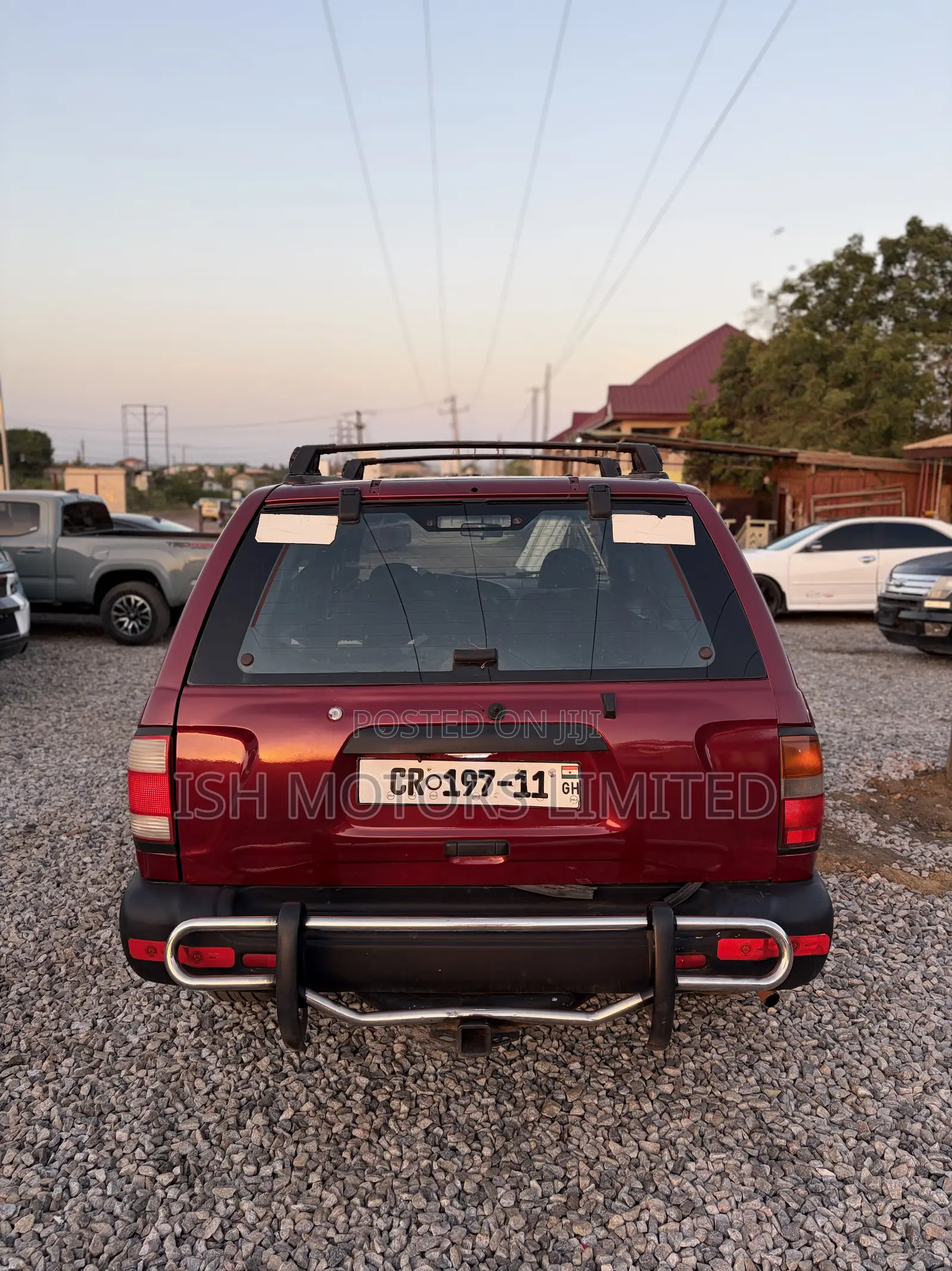 Nissan Pathfinder 2006 Red