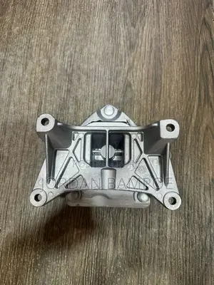 Mercedes Benz C300 Gearbox Seat