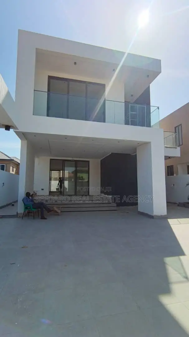 4bdrm Duplex in Sefdard Properties, Tseaddo for sale