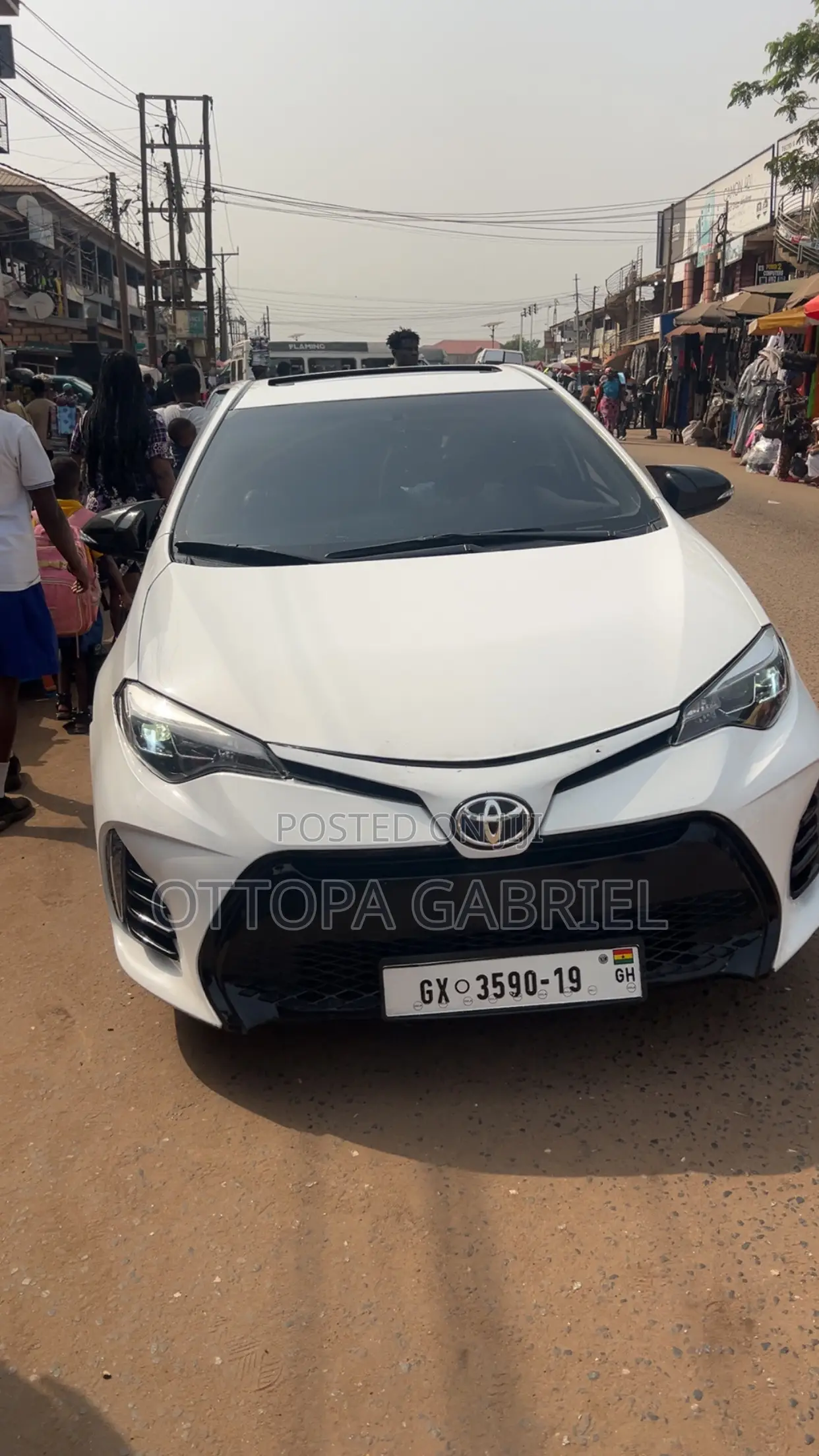 Toyota Corolla S 4dr Sedan (1.8L 4cyl CVT) 2016 White