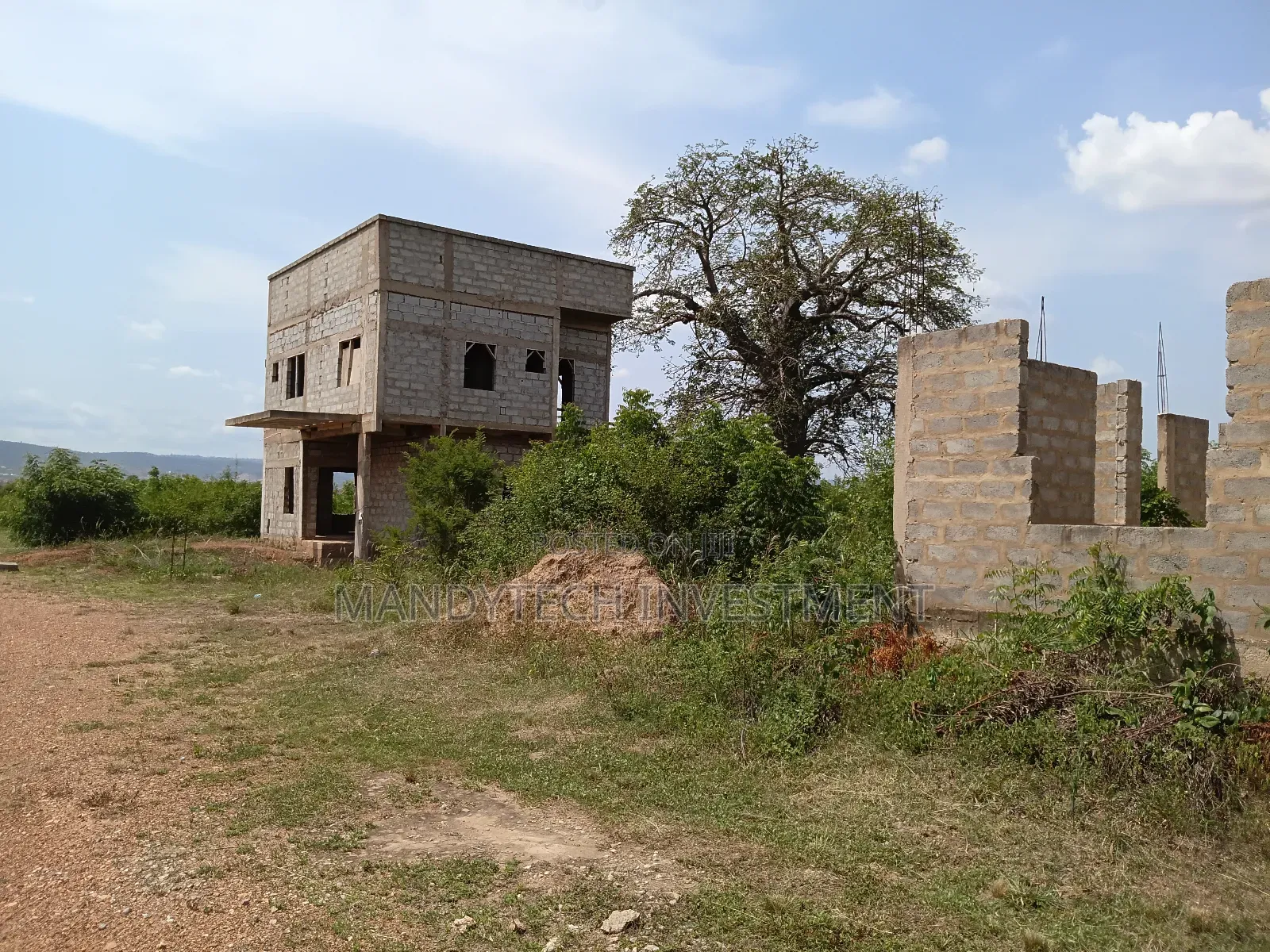 3 Bedroom Uncompleted House - Well Planned Gated Appolonia City
