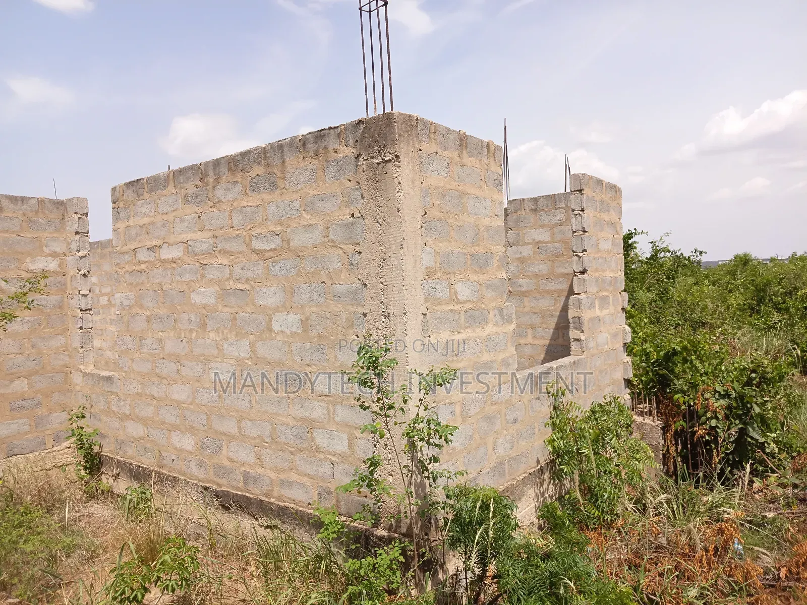 3 Bedroom Uncompleted House - Well Planned Gated Appolonia City
