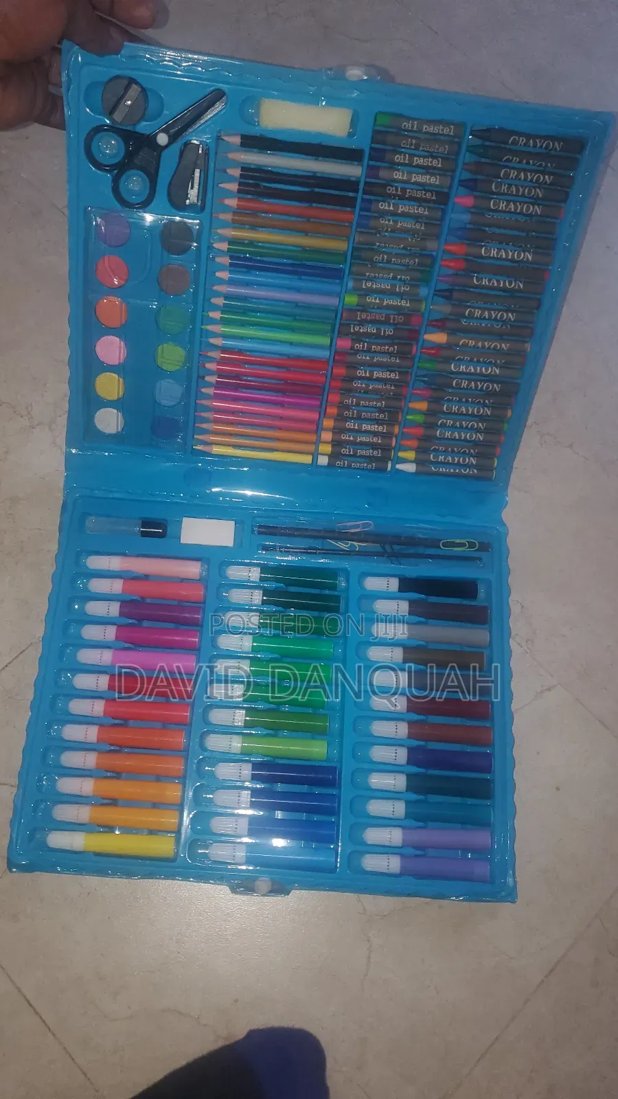 150 Pieces Art Set