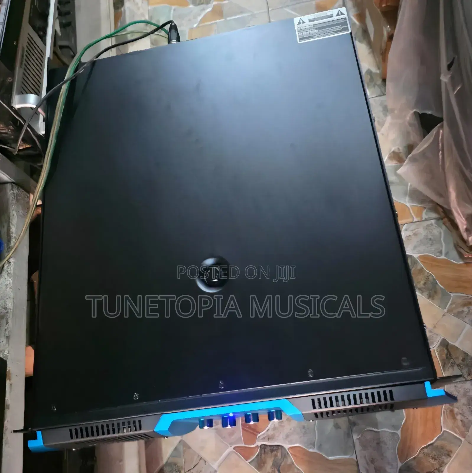 RCF R9000 Professional 4-Channel Bass Power Amplifier