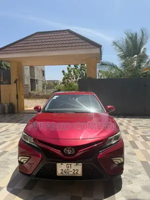 Toyota Camry 2019 Red