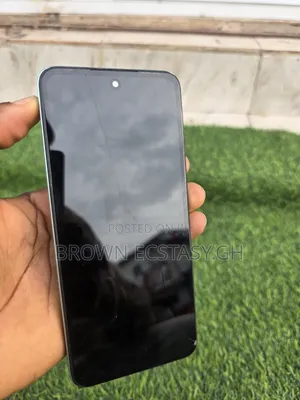 Itel P40+ 128 GB Blue