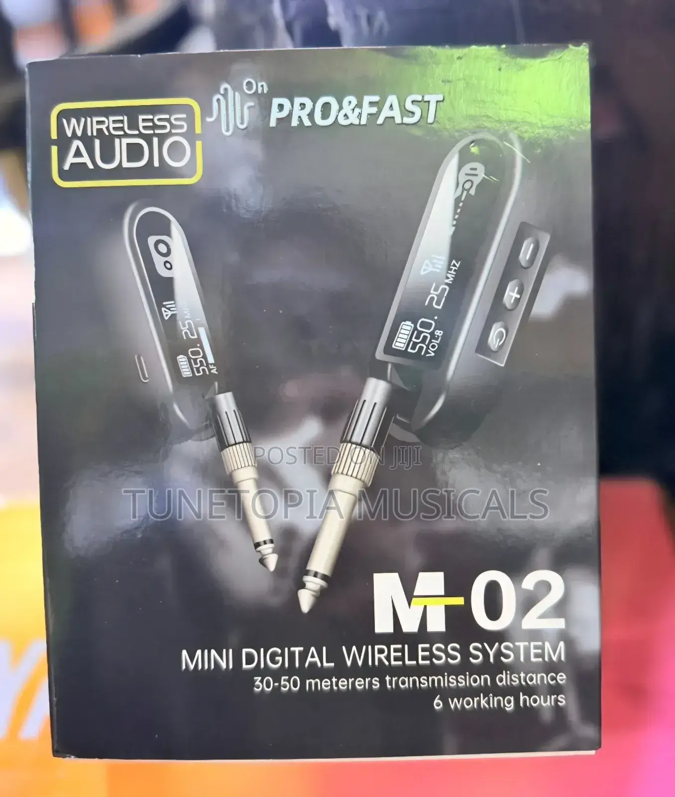 Pro Fast M-02 Mini Digital Wireless Audio System for Electric Guitars