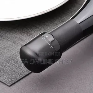Swivel Open And Close Mini Wine Stopper