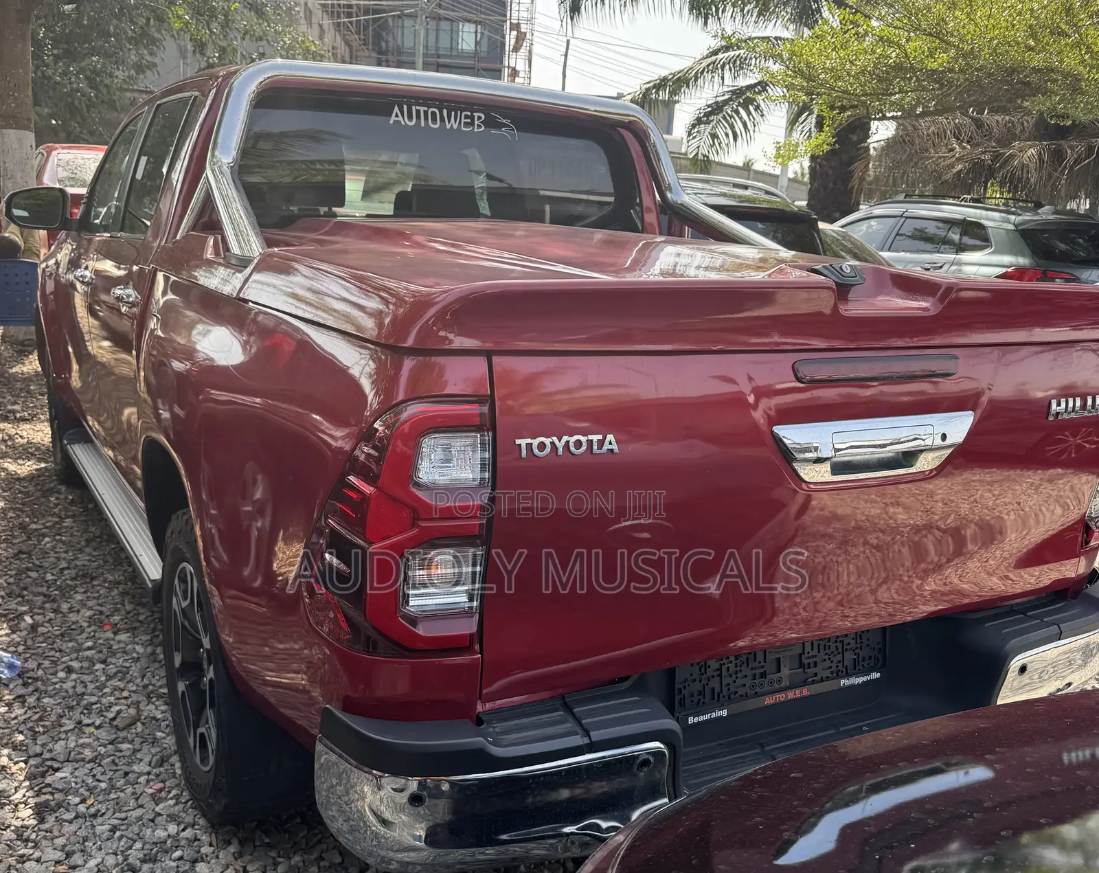 Toyota Hilux 2021 Red