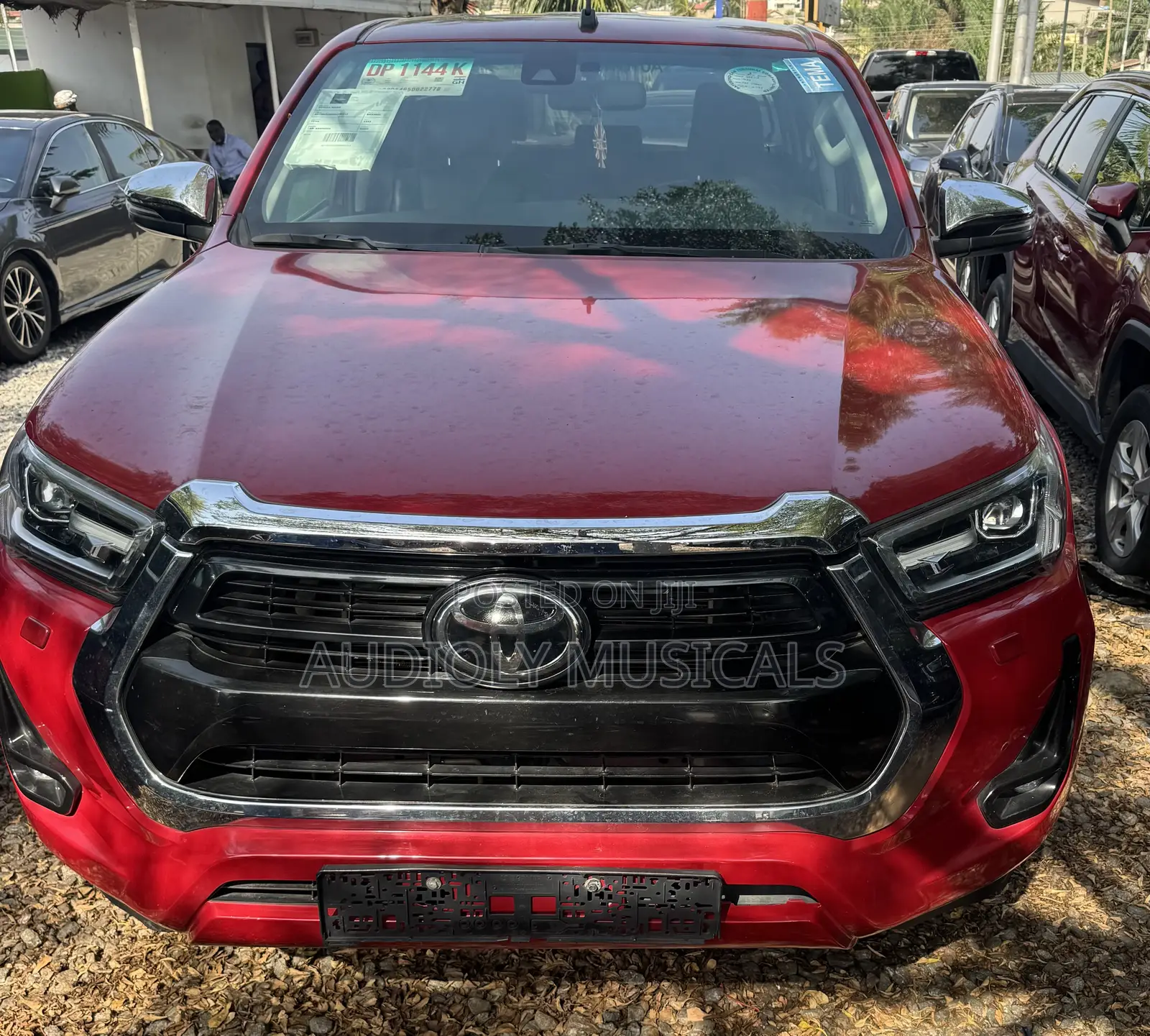 Toyota Hilux 2021 Red