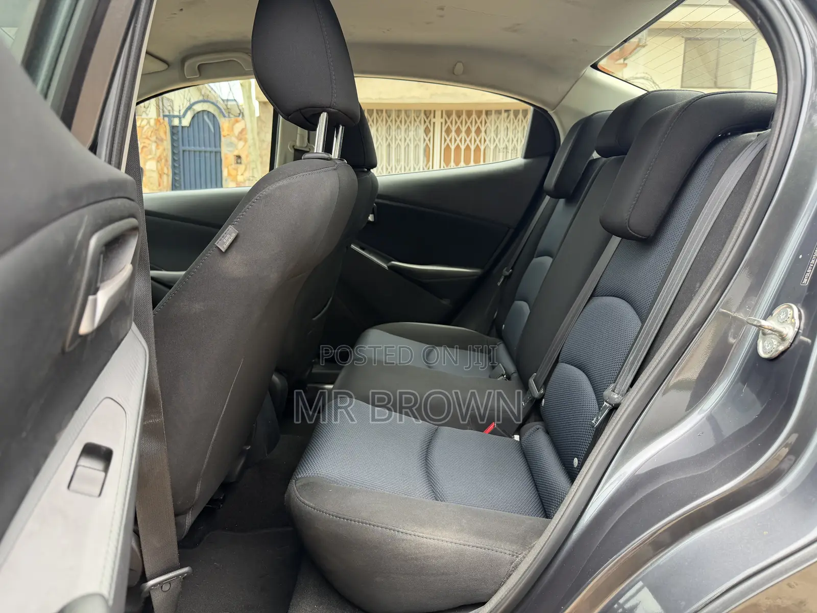 Toyota Yaris 2016 Gray