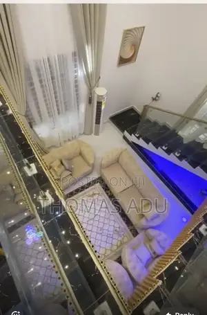 God First Luxury Apartment.Afari