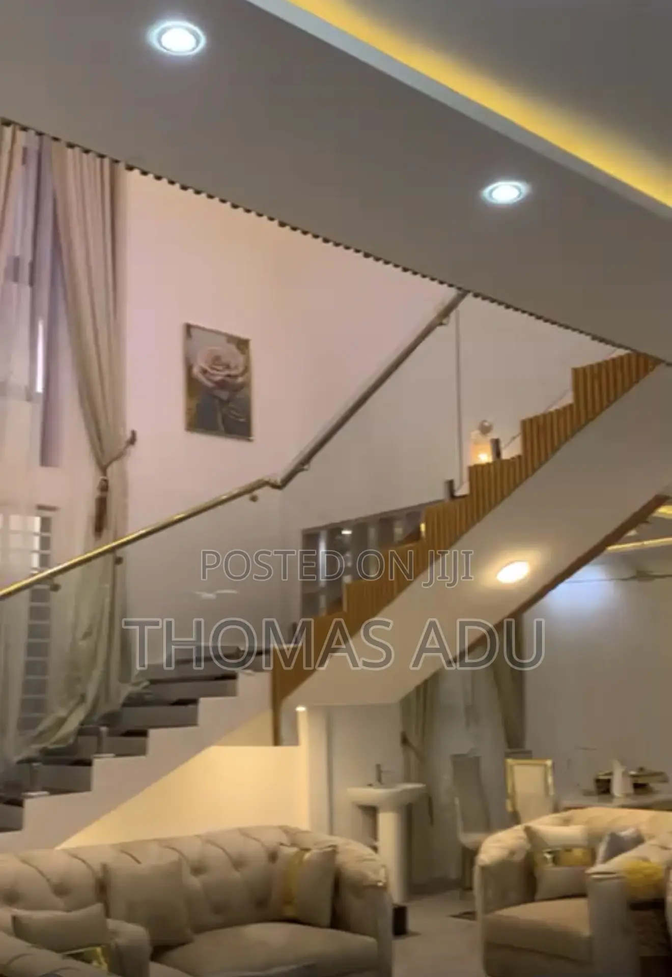 God First Luxury Apartment.Afari