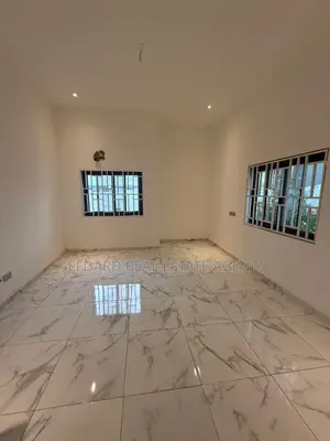 3bdrm House in Sefdard Properties, Oyarifa for sale