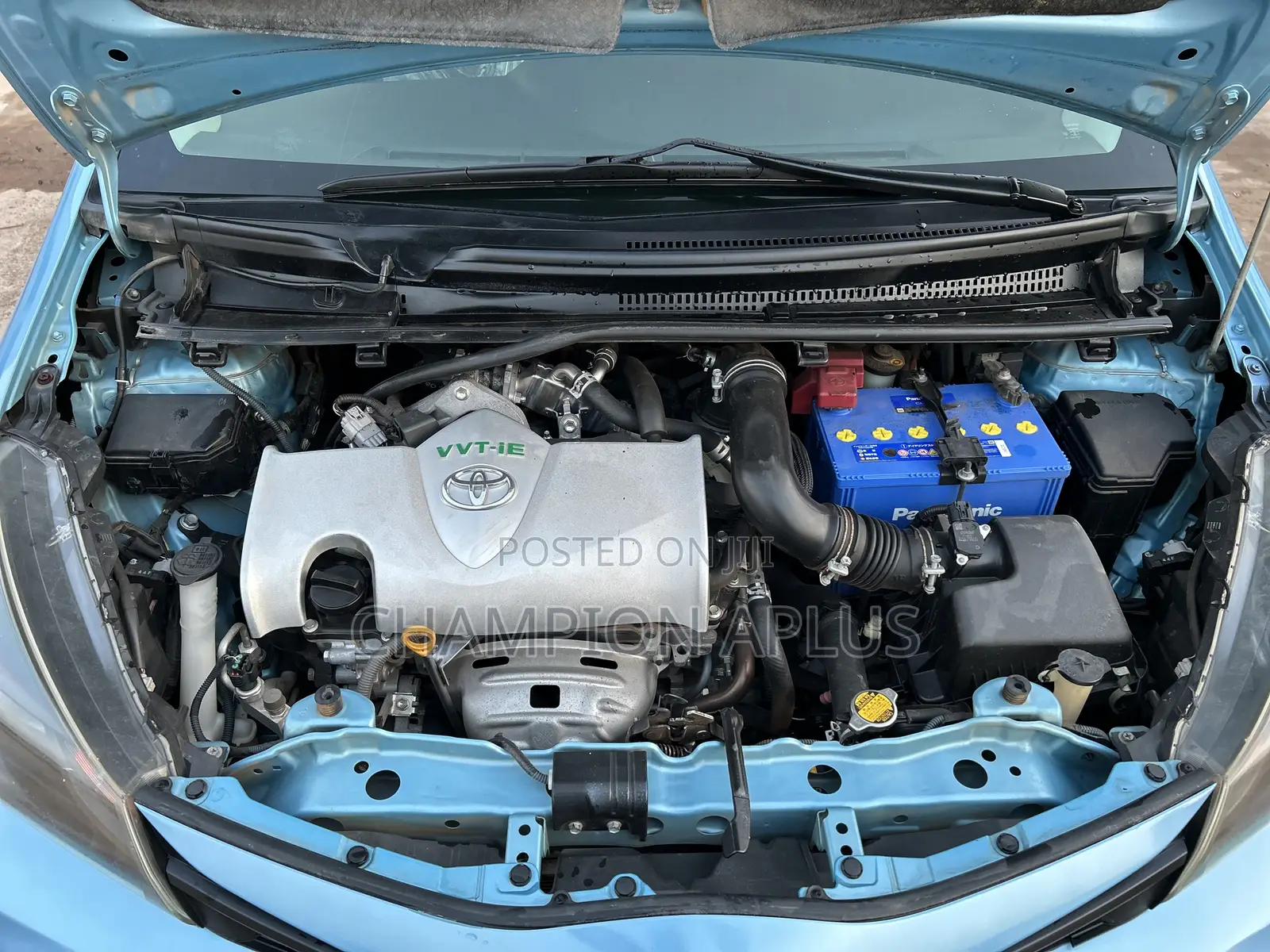 Toyota Vitz 1.3 AWD 3dr 2015 Blue