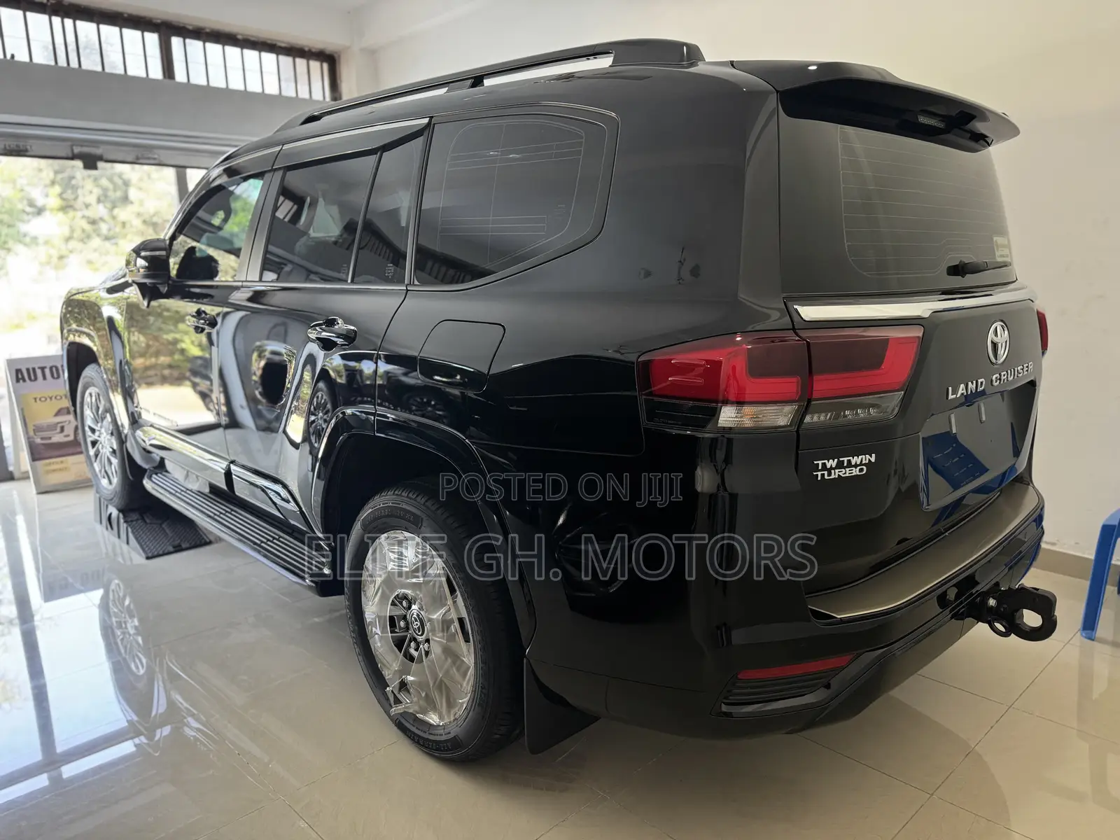 New Toyota Land Cruiser LC300 2025 Black