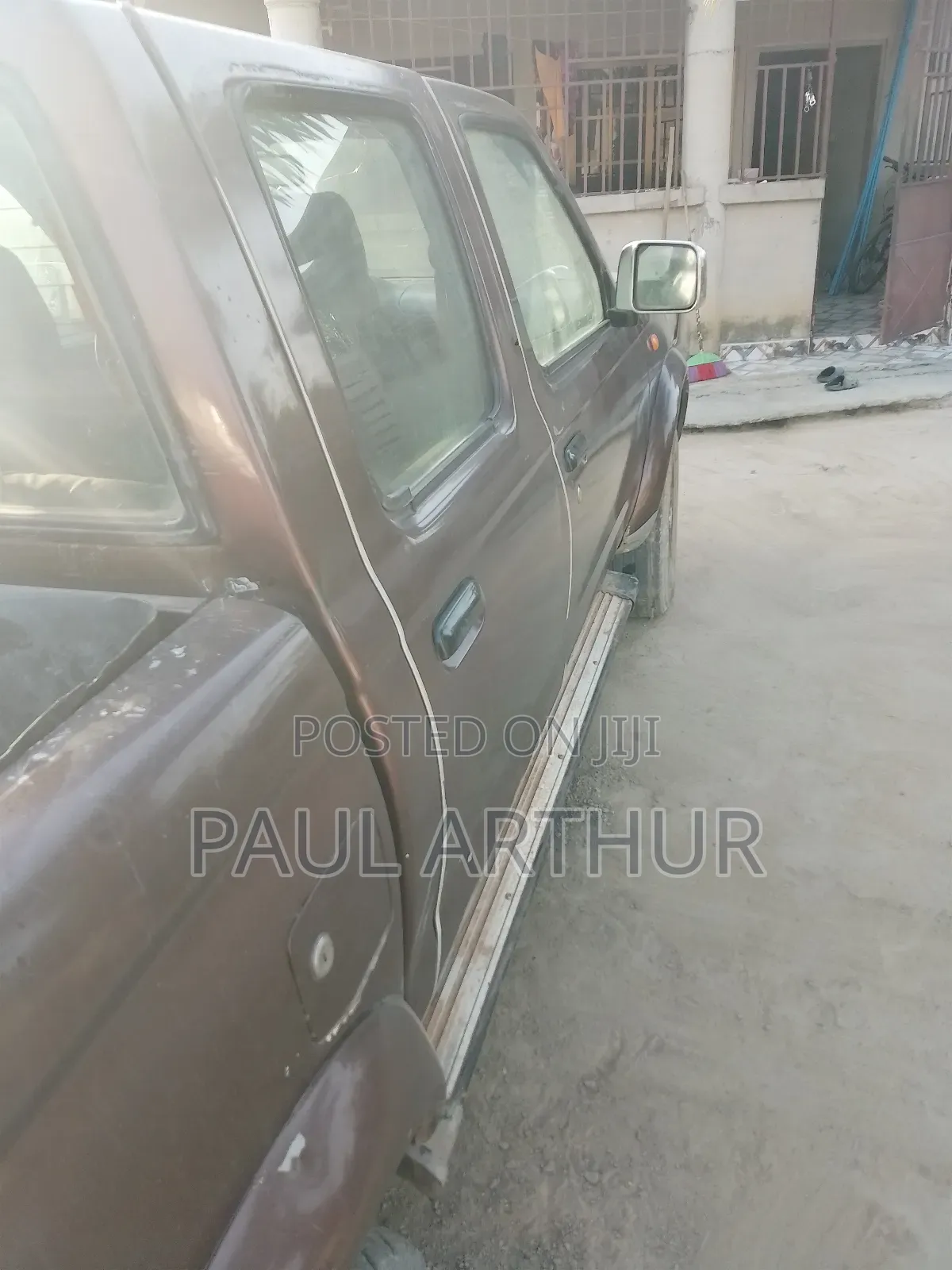 Nissan Hardbody 2003 Brown