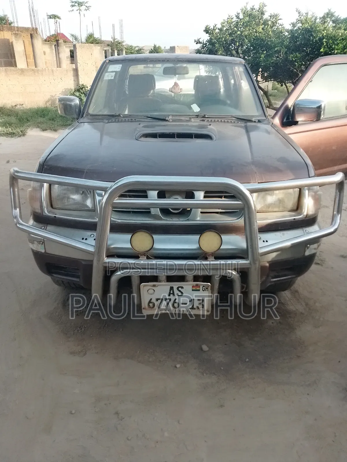Nissan Hardbody 2003 Brown