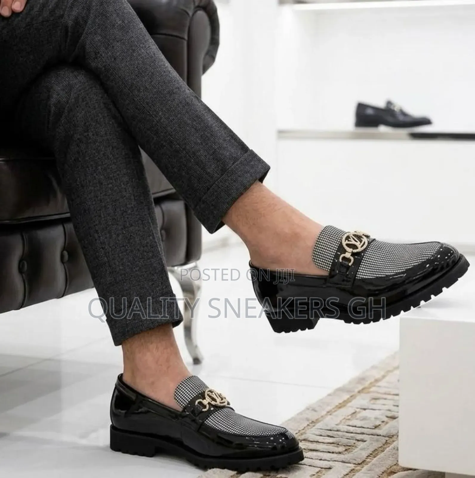Louis Vuitton Men Shoe