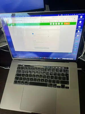 Laptop Apple MacBook Pro 2019 32GB Intel Core i9 SSD 1T