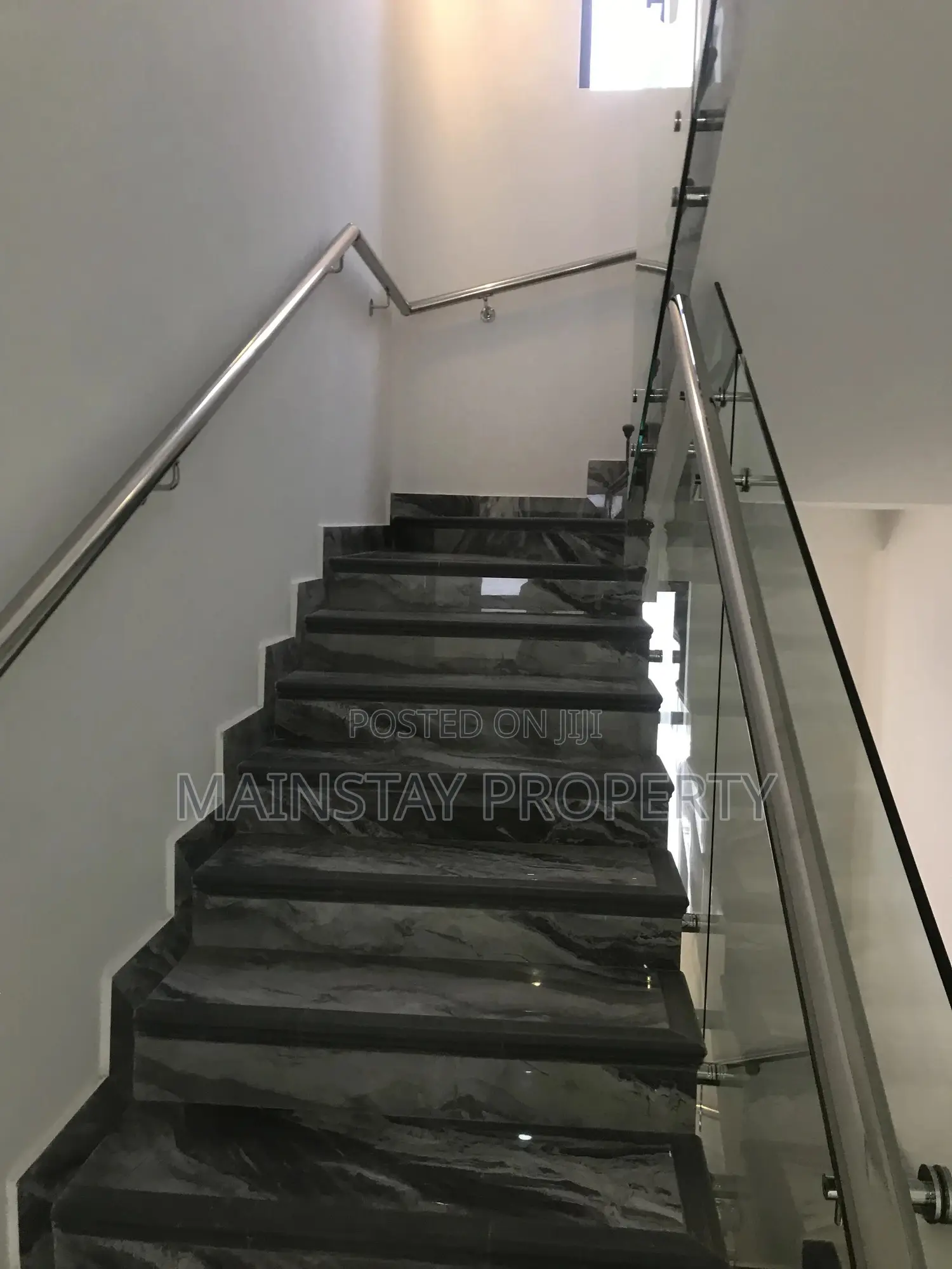 4bdrm Townhouse / Terrace in Mainstay Estates, East Legon for rent