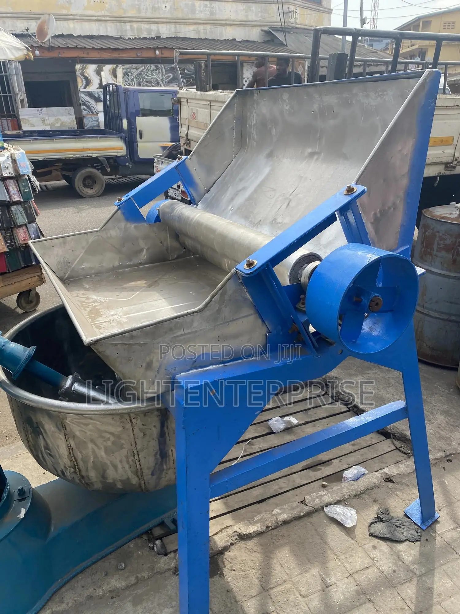 Bread Mixer and Roller With All Accessories