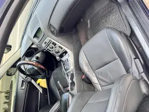 Hyundai Genesis 2009 Blue