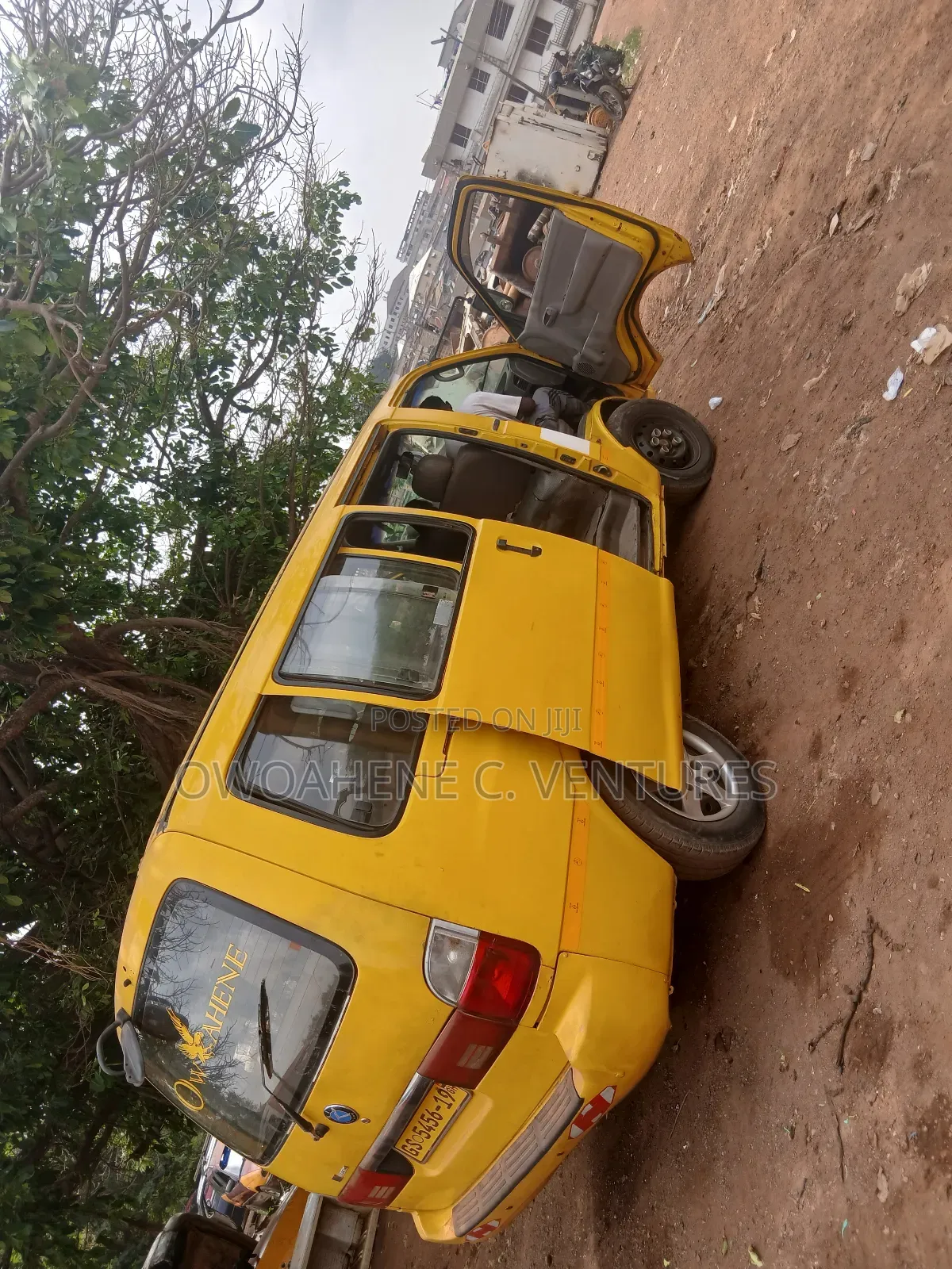 Kia Pregio 2000 Yellow