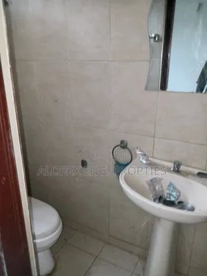3bdrm Apartment in Foster Home, Frafraha for rent