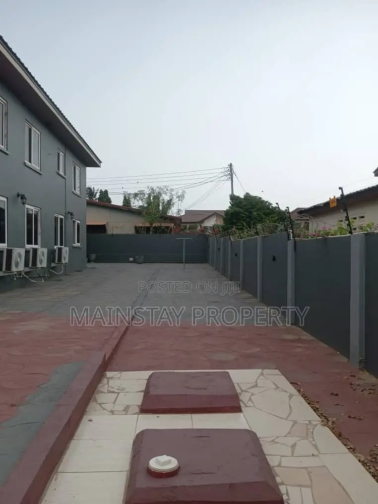 4bdrm House in Spintex for rent
