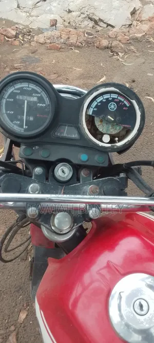 Yamaha YBR125 2019 Red