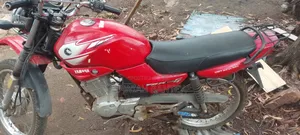 Yamaha YBR125 2019 Red