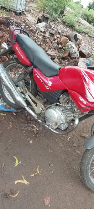 Yamaha YBR125 2019 Red