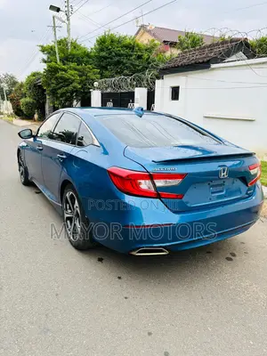 Honda Accord Touring 2018 Blue