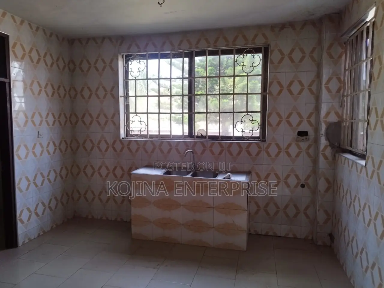 3bdrm Apartment in Ahenema Kokoben, Kumasi Metropolitan for rent