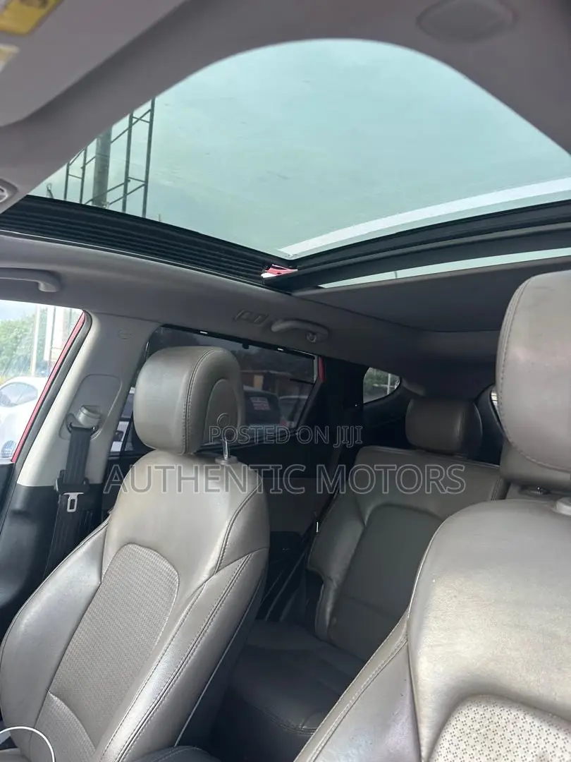 Hyundai Santa Fe Limited AWD 2017 Red