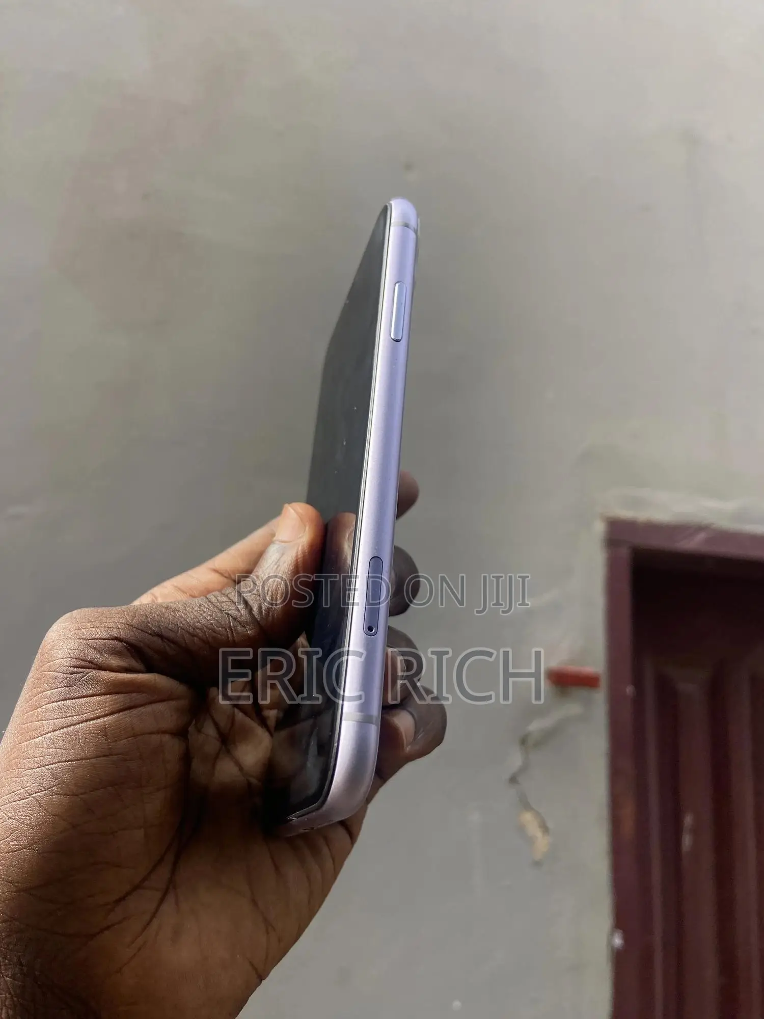 Apple iPhone 11 64 GB Purple