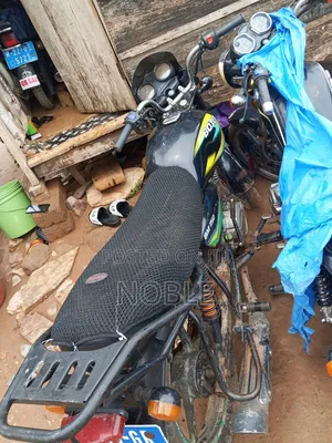 Bajaj Boxer 125 2019 Black