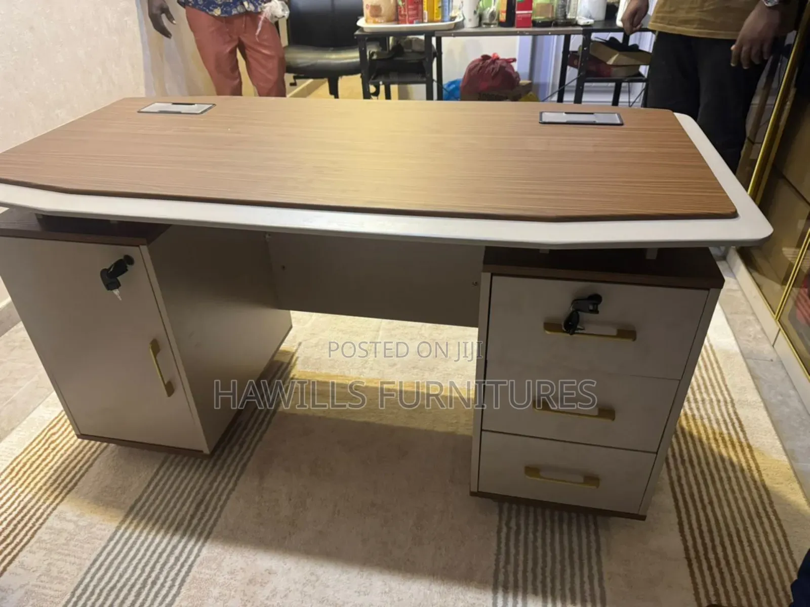 Executive Office Desk With Built-in Storage Cabinet