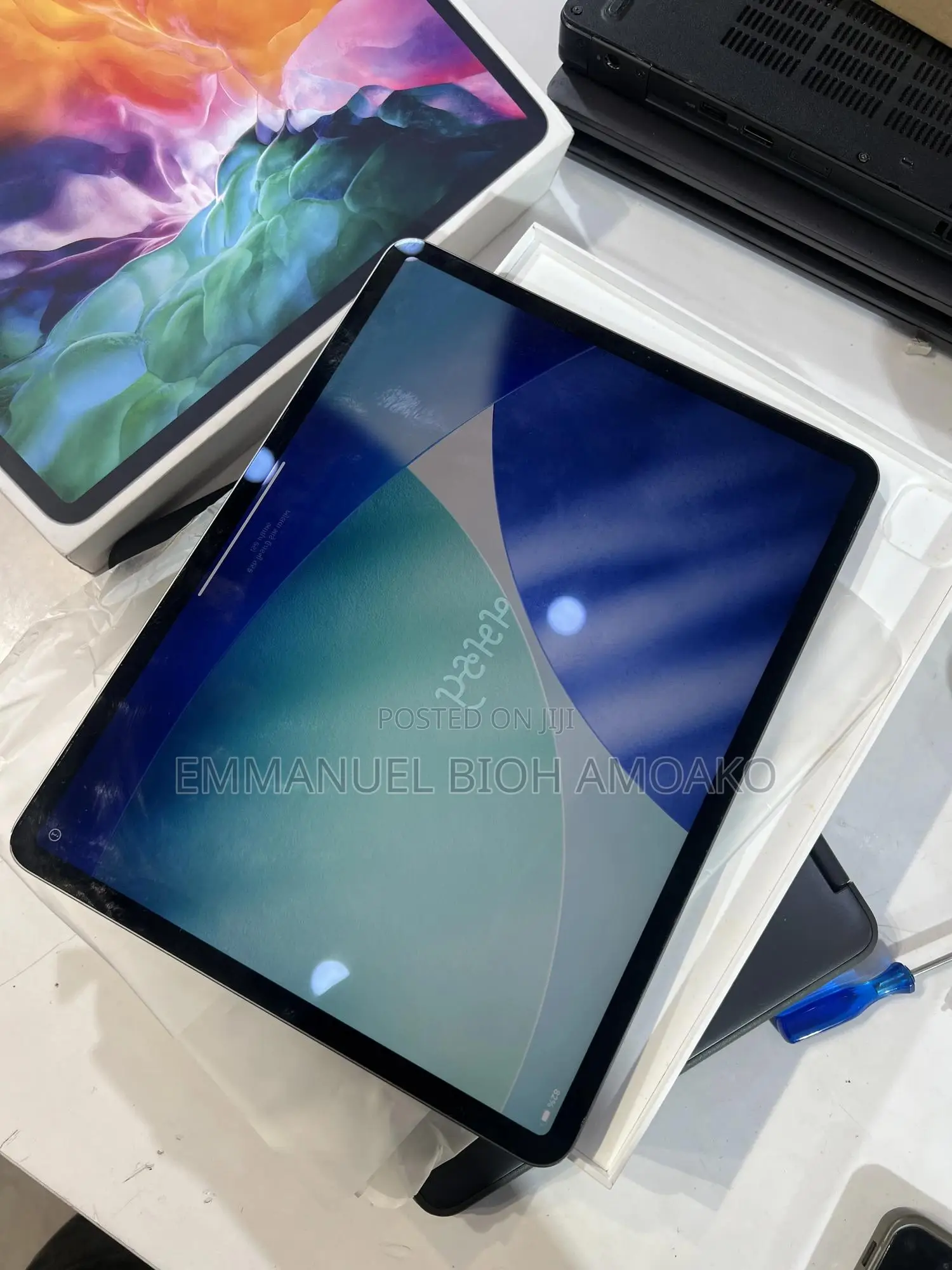 Apple iPad Pro 12.9 (2020) 256 GB Gray