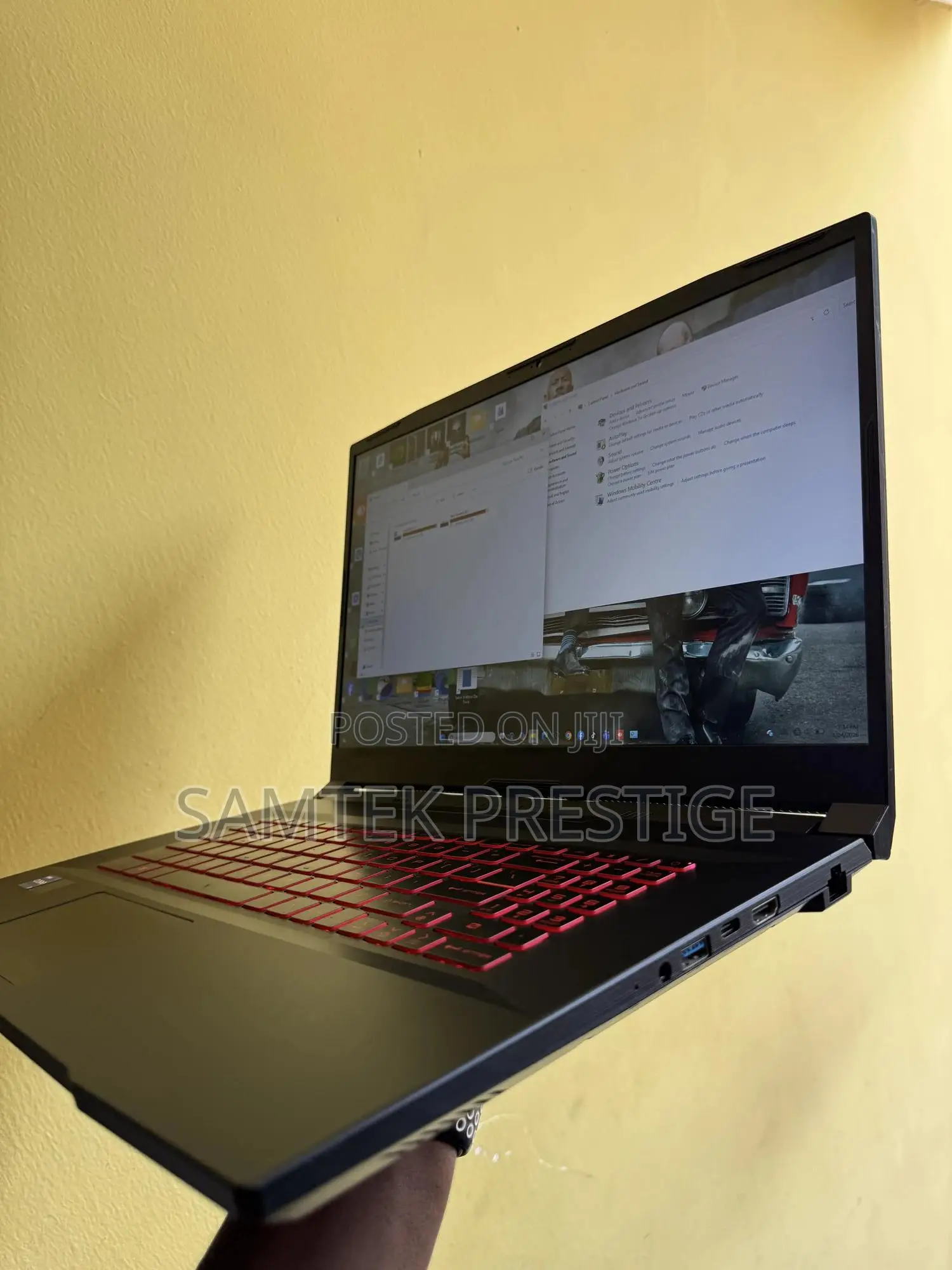 Laptop MSI Katana GF66 32GB Intel Core i7 HDD+SSD 1T
