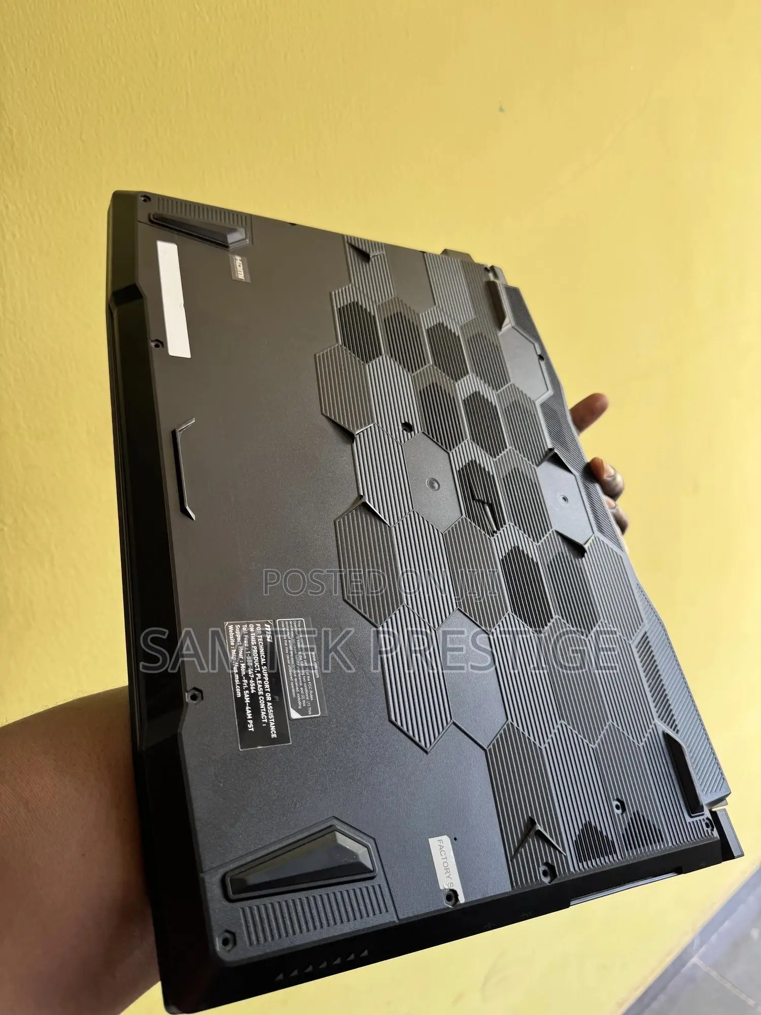 Laptop MSI Katana GF66 32GB Intel Core i7 HDD+SSD 1T
